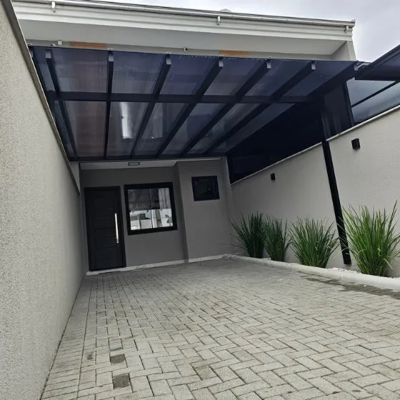 Pergolado Fixo de Ferro em Valinhos SP — Instalação em estacionamento