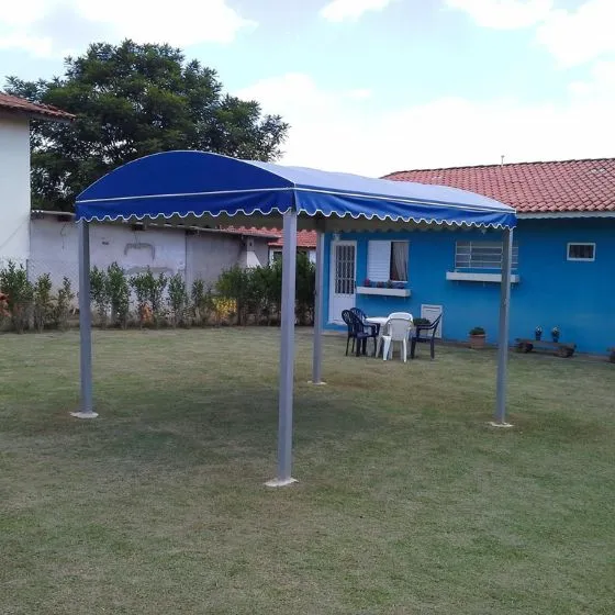 Reforma de Toldos e Coberturas em Valinhos SP — Cobertura em quintal residencial coberto