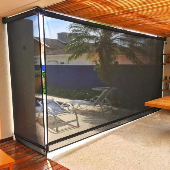 Toldo Cortina de Tela Screen em Valinhos SP — Instalação em estacionamento