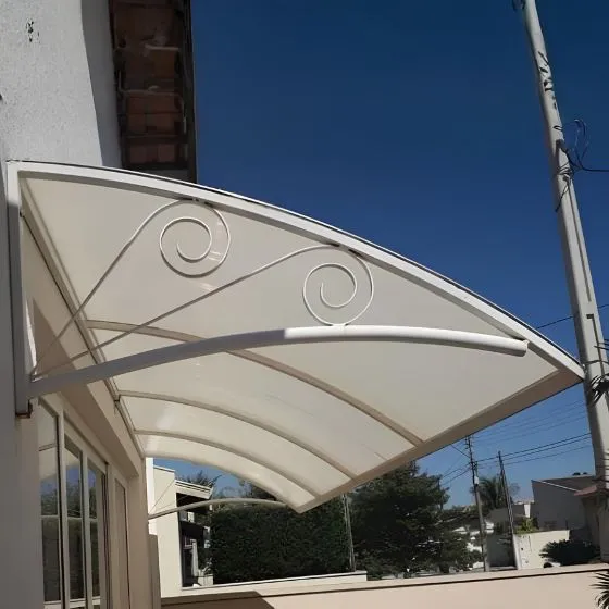 Toldo Policarbonato Alveolar em Valinhos SP — Cobertura em área de piscina